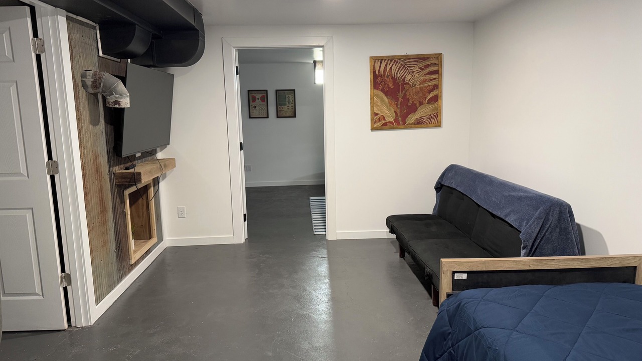 Photo of Bedroom in Nauvoo