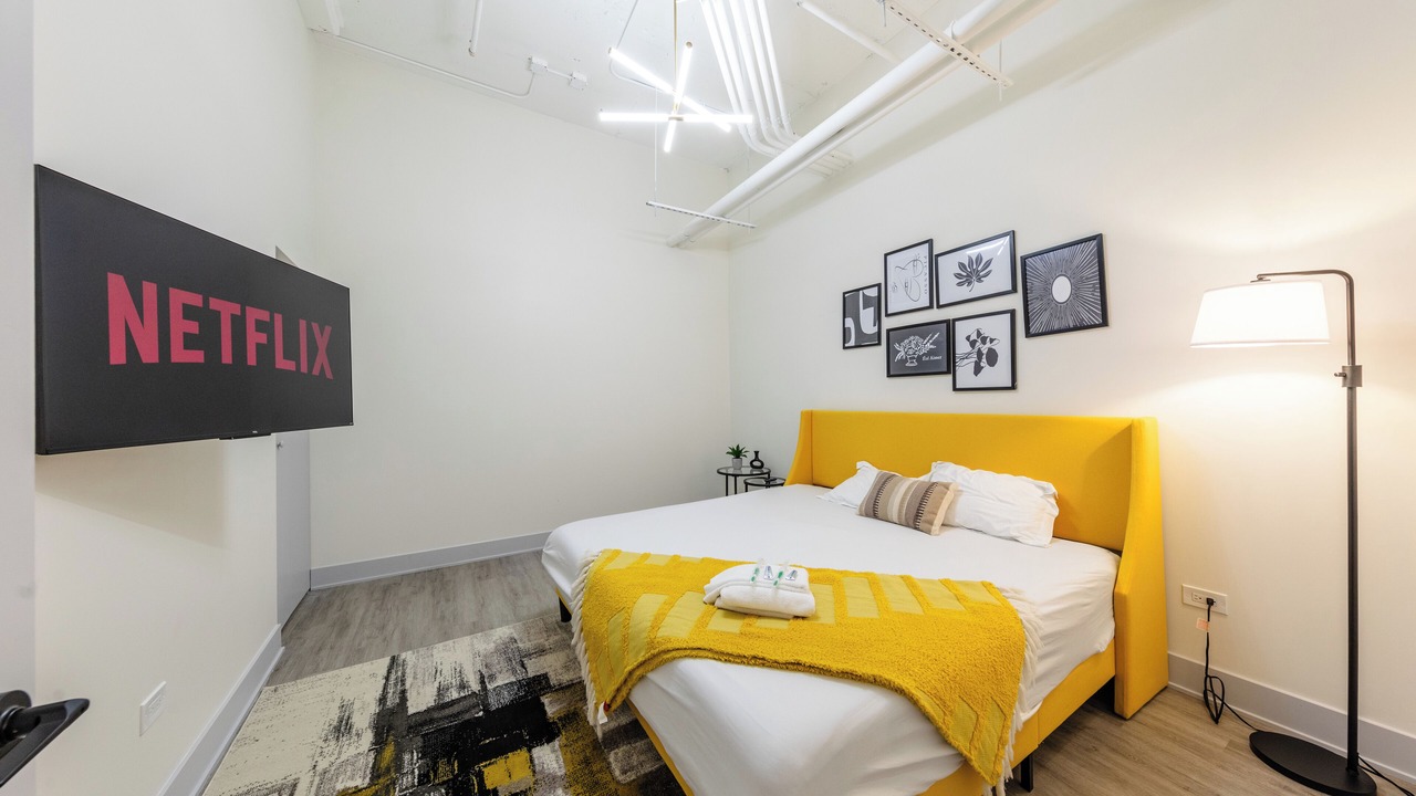 Photo of Bedroom in Near South Side