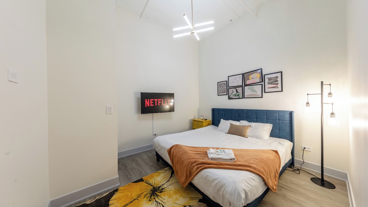 Photo of Bedroom in Near South Side