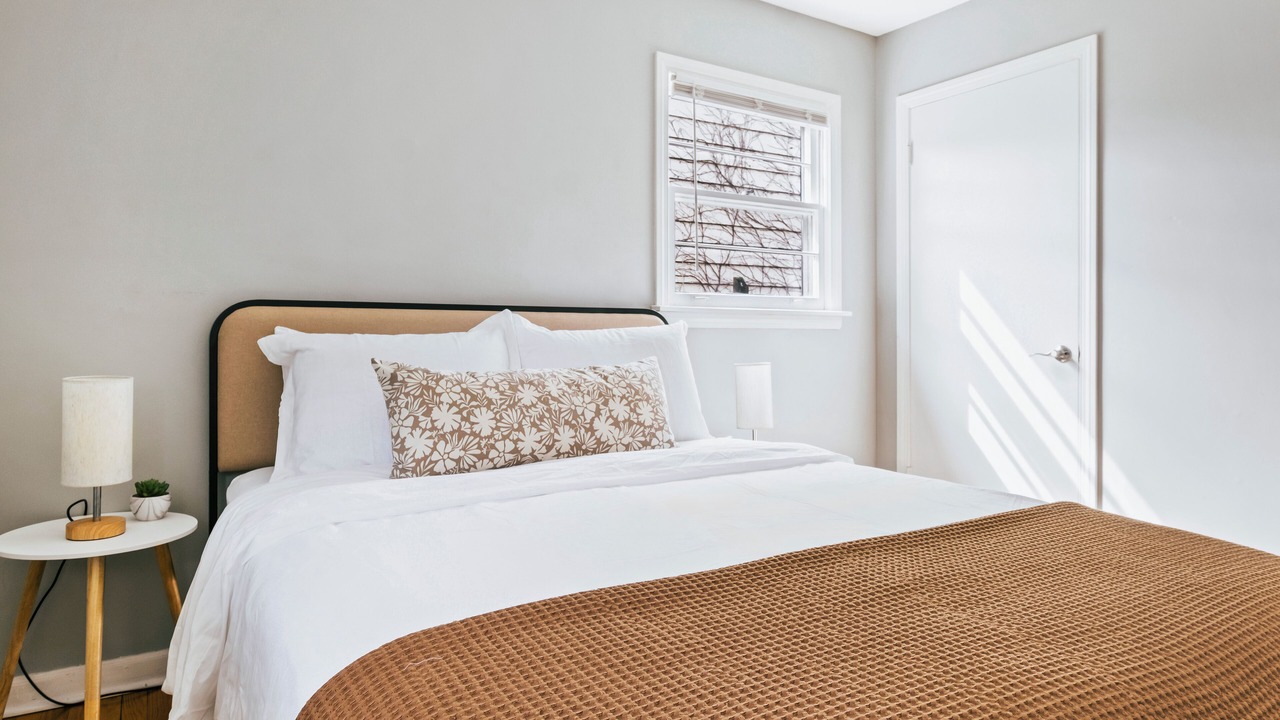 Photo of Bedroom in Homewood