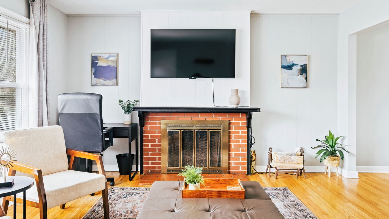 Photo of Livingroom in Homewood