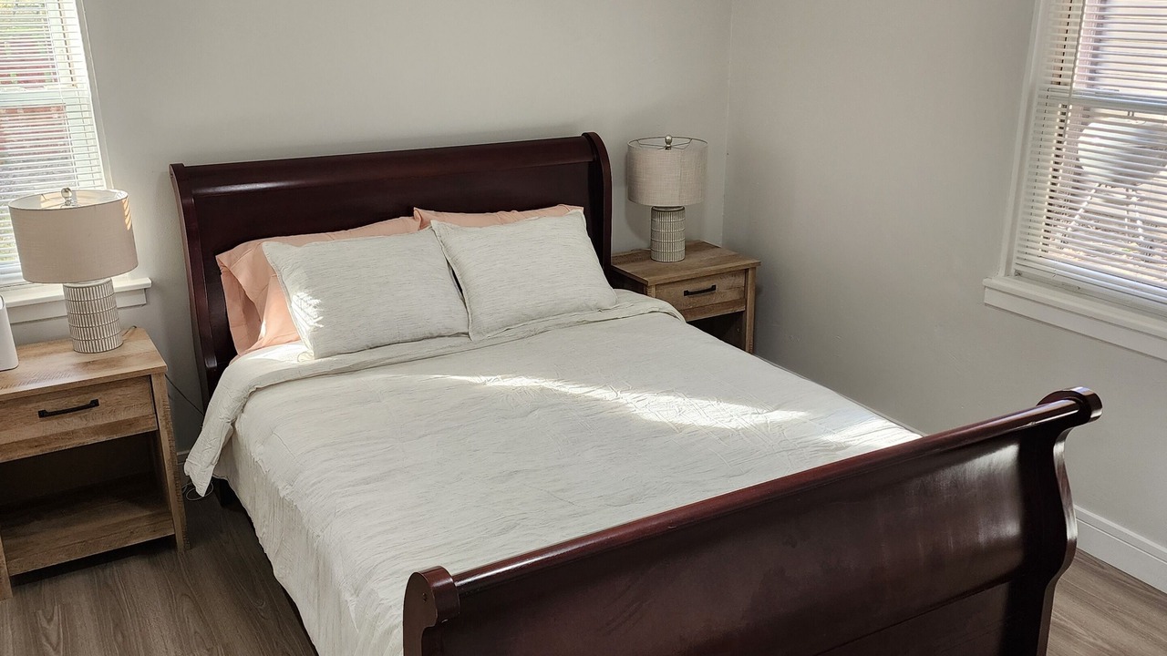 Photo of Bedroom in Homewood