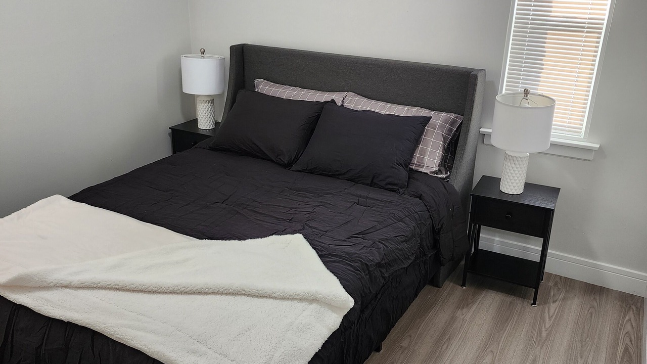 Photo of Bedroom in Homewood