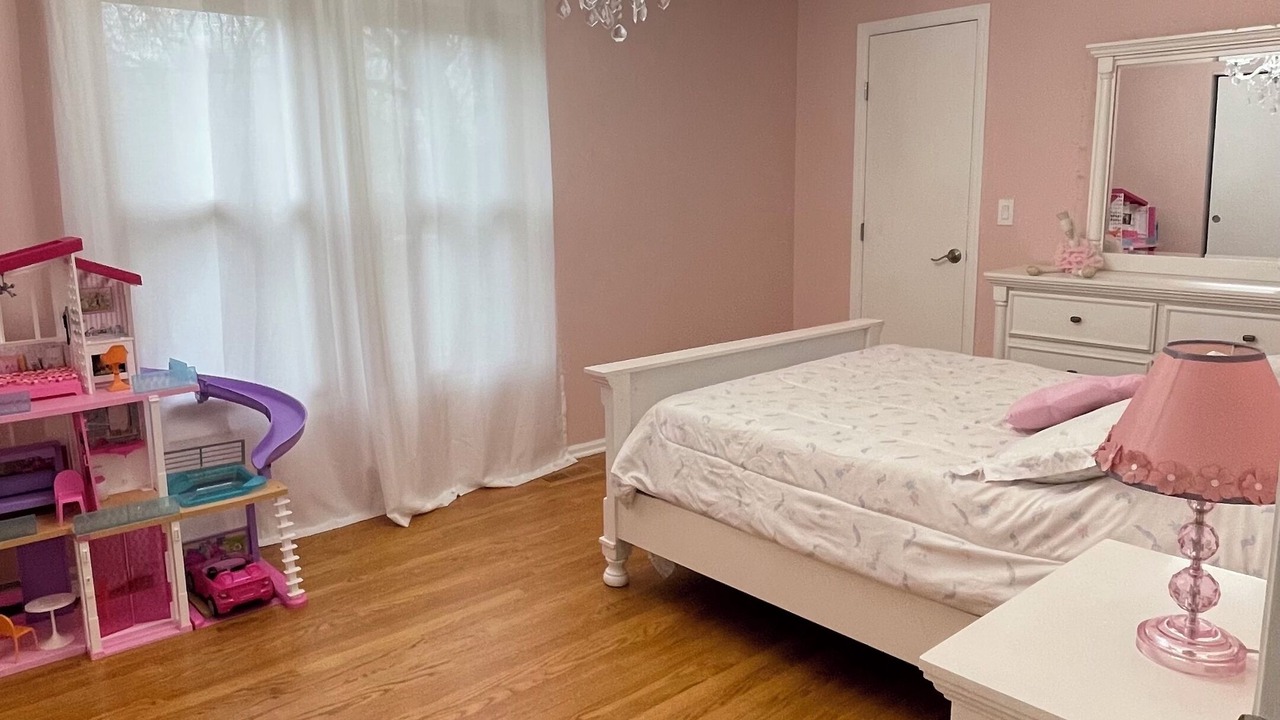 Photo of Bedroom in Vernon Hills