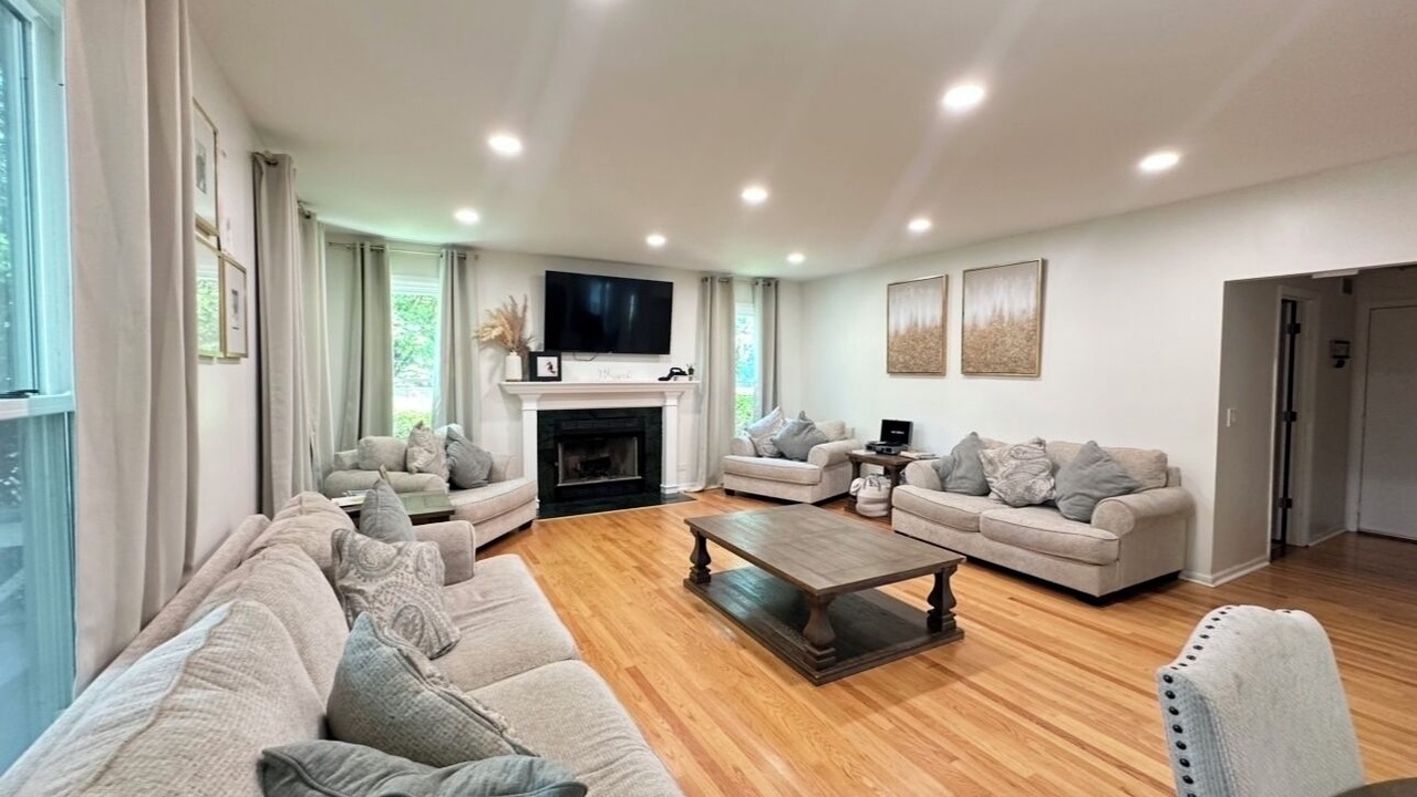 Photo of Livingroom in Vernon Hills