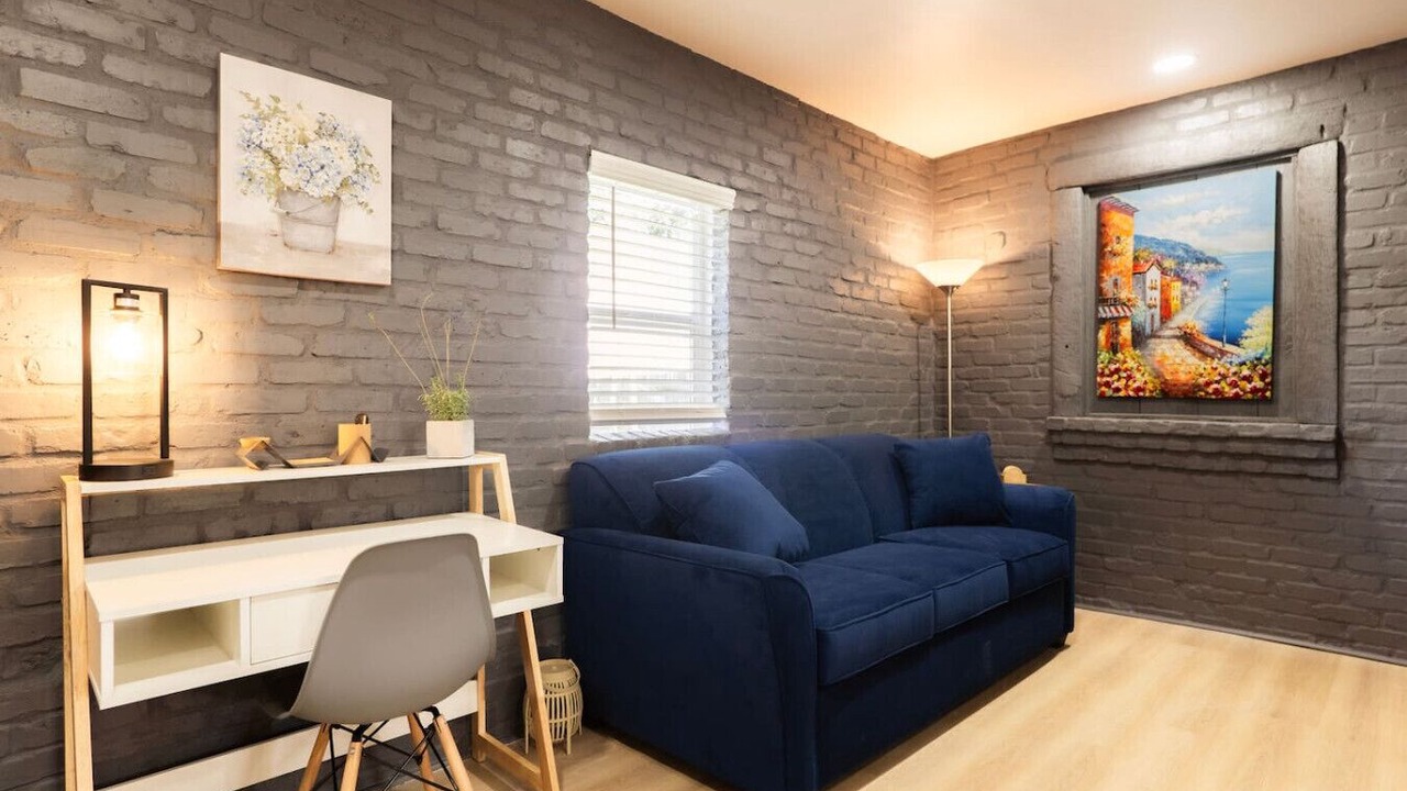 Photo of Livingroom in Dunlap