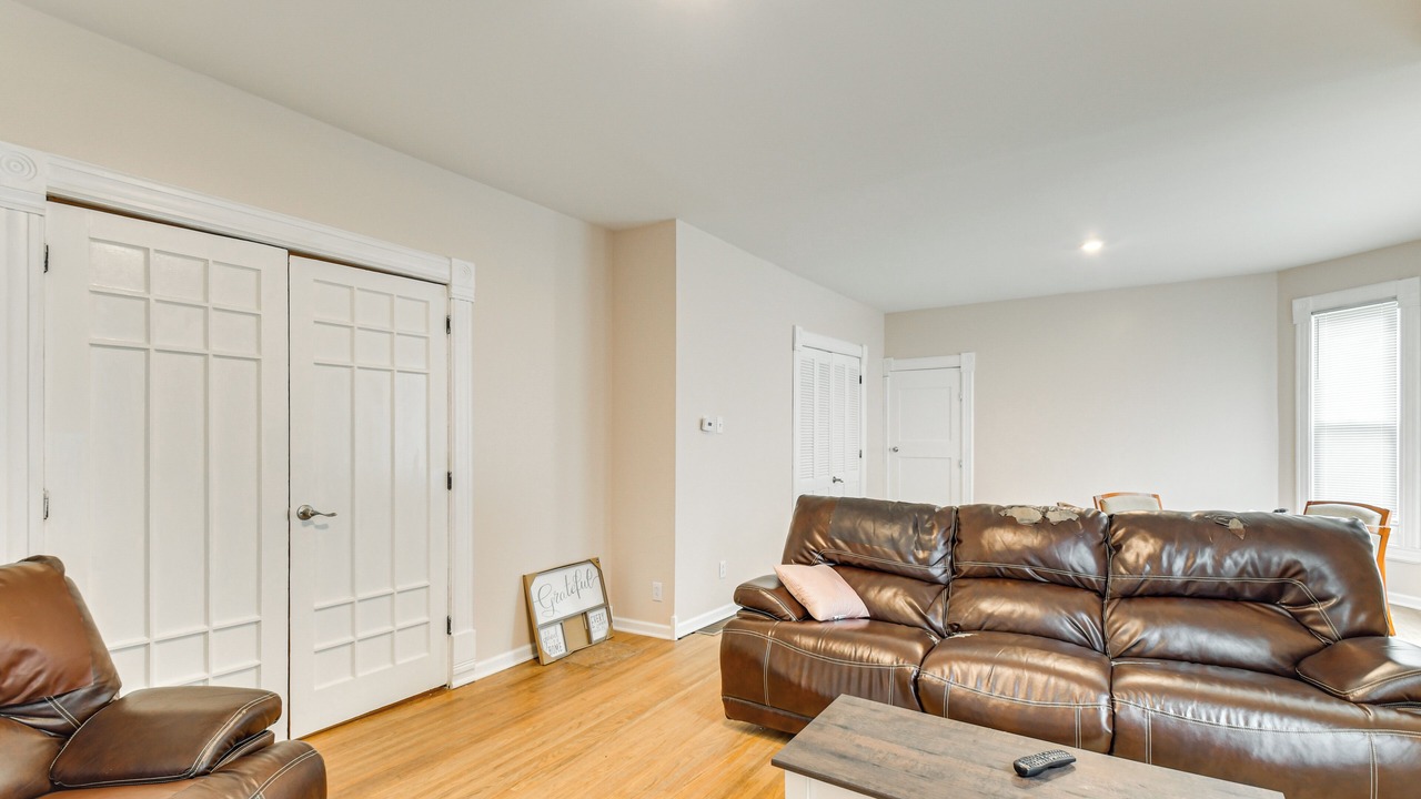 Photo of Livingroom in Galesburg