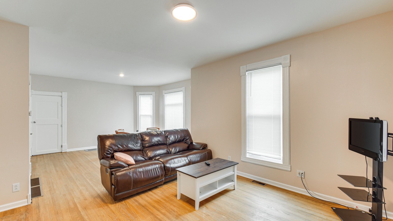 Photo of Bedroom in Galesburg