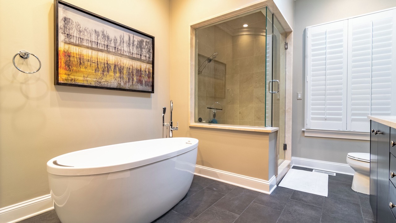 Photo of Bathroom in Rush and Division