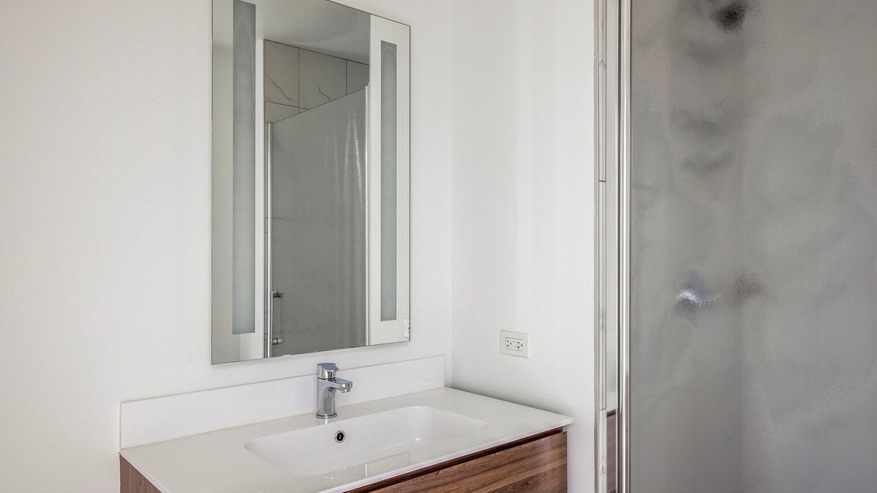 Photo of Bathroom in River North
