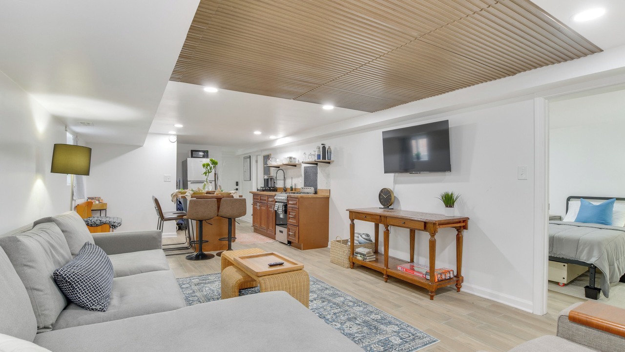 Photo of Livingroom in Belmont Cragin