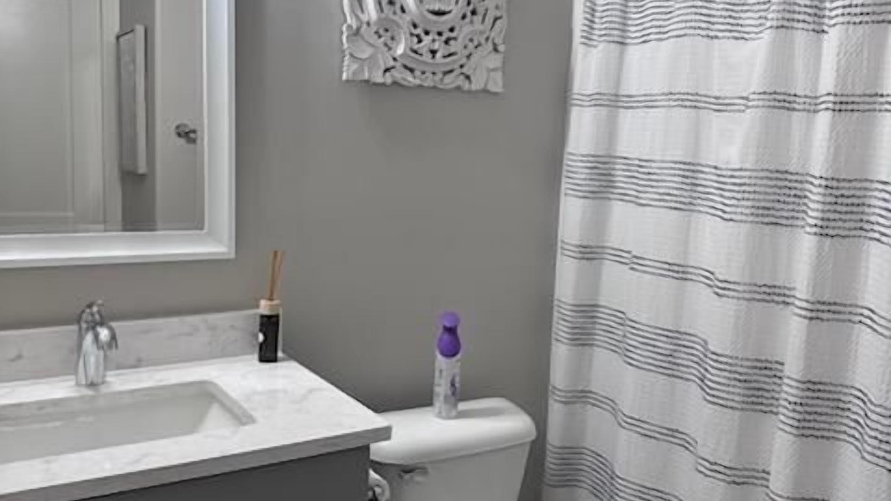 Photo of Bathroom in Sycamore
