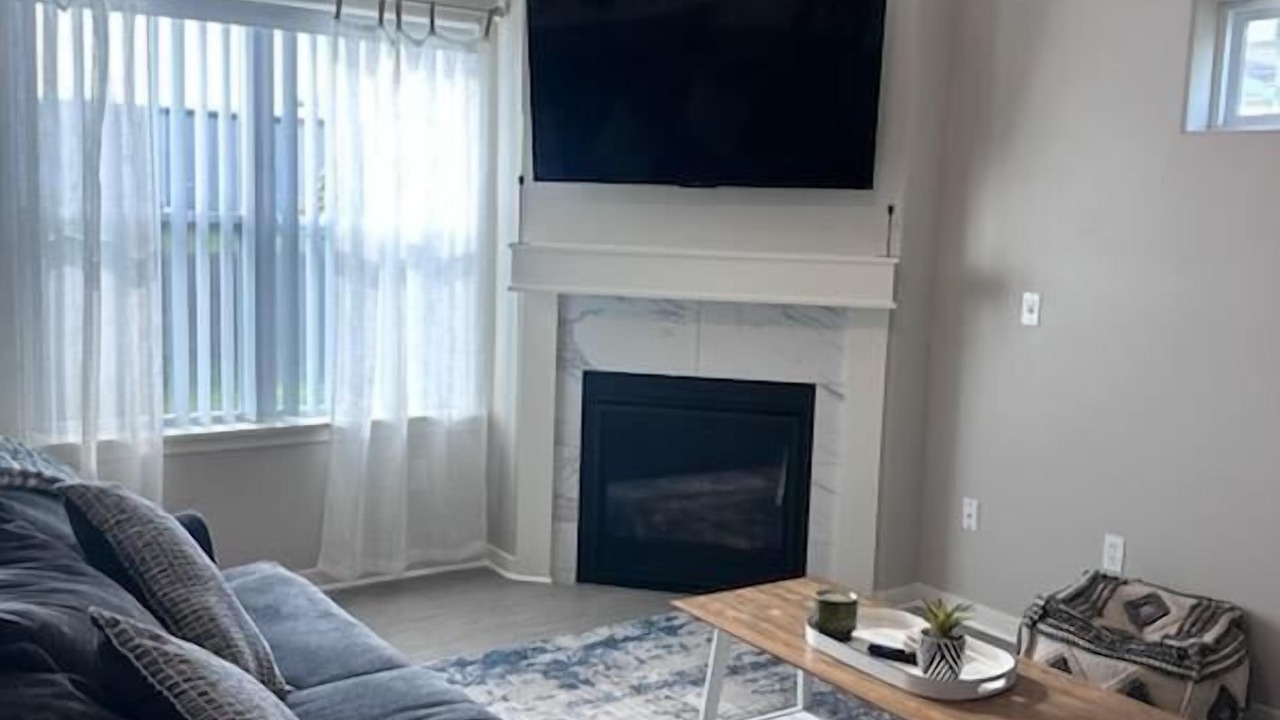 Photo of Livingroom in Sycamore