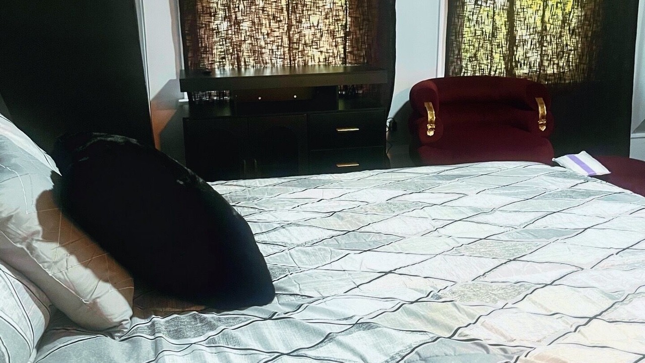 Photo of Bedroom in Evanston