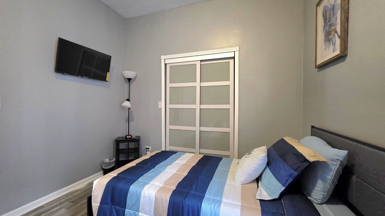 Photo of Bedroom in South Shore