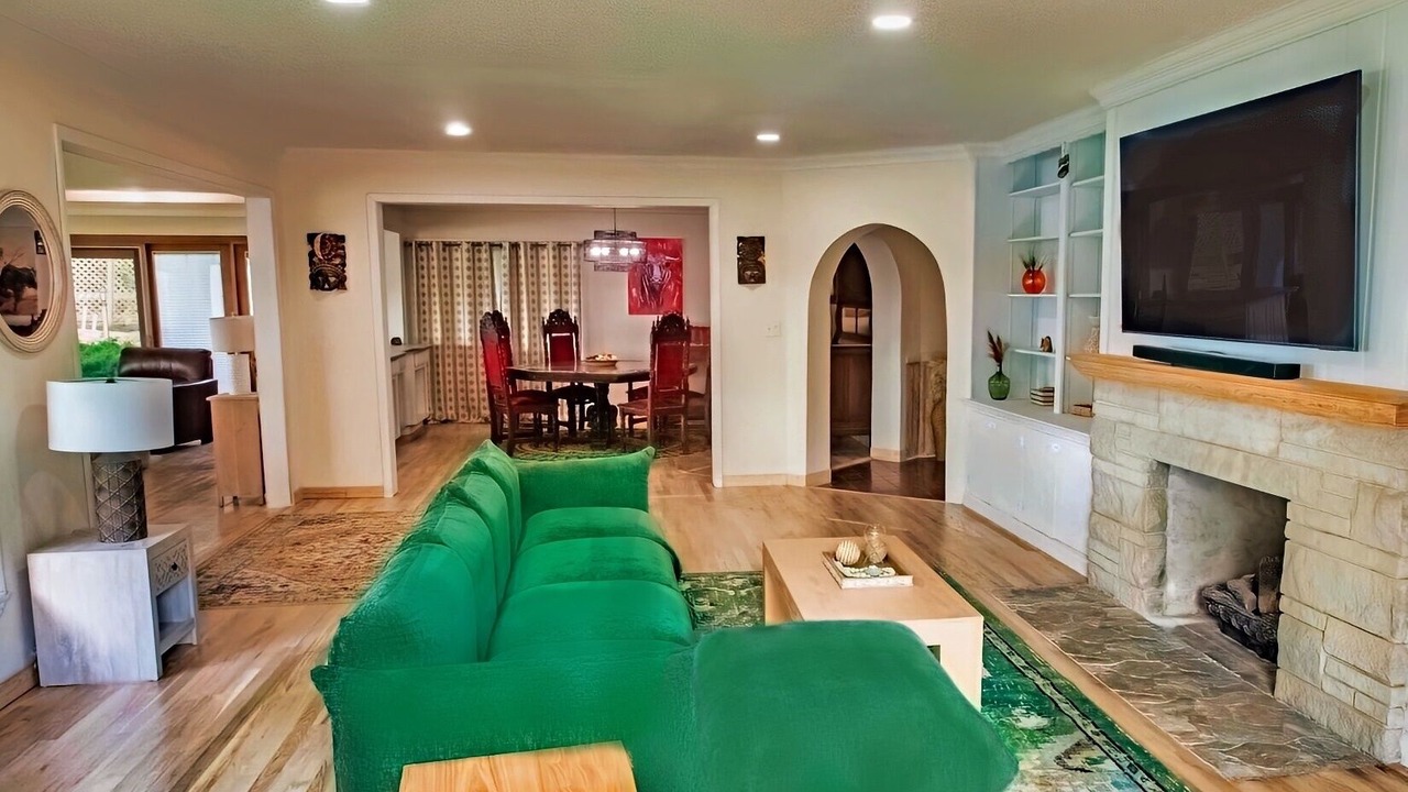 Photo of Livingroom in Armstrong