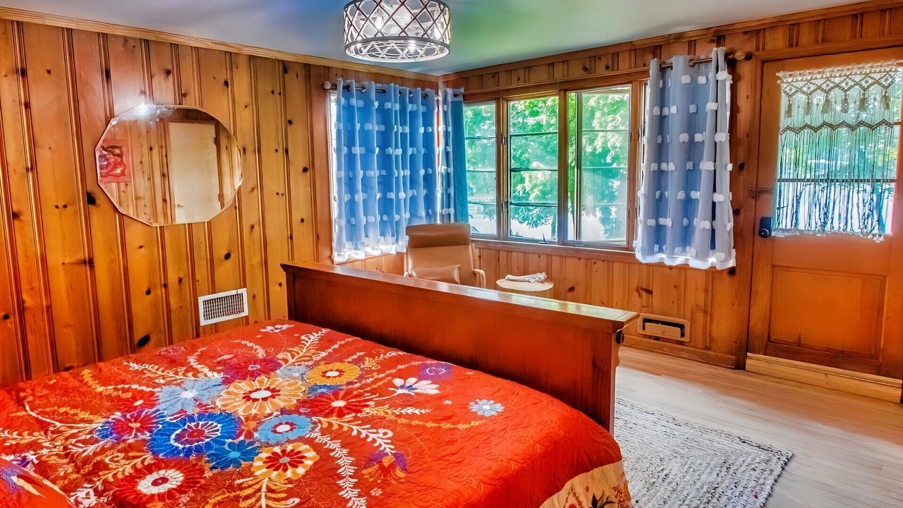 Photo of Bedroom in Armstrong