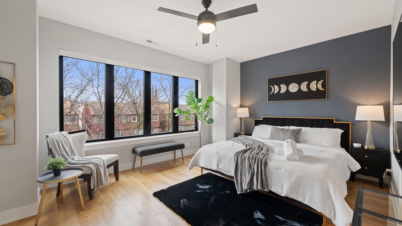Photo of Bedroom in Heart of Chicago