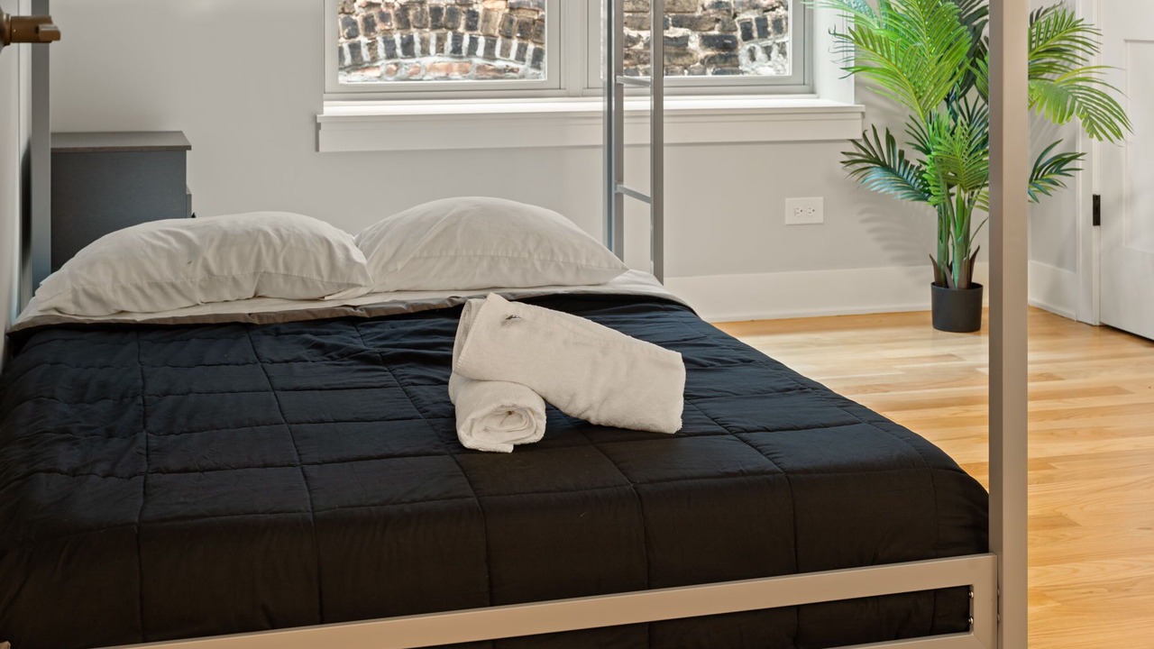 Photo of Bedroom in Heart of Chicago