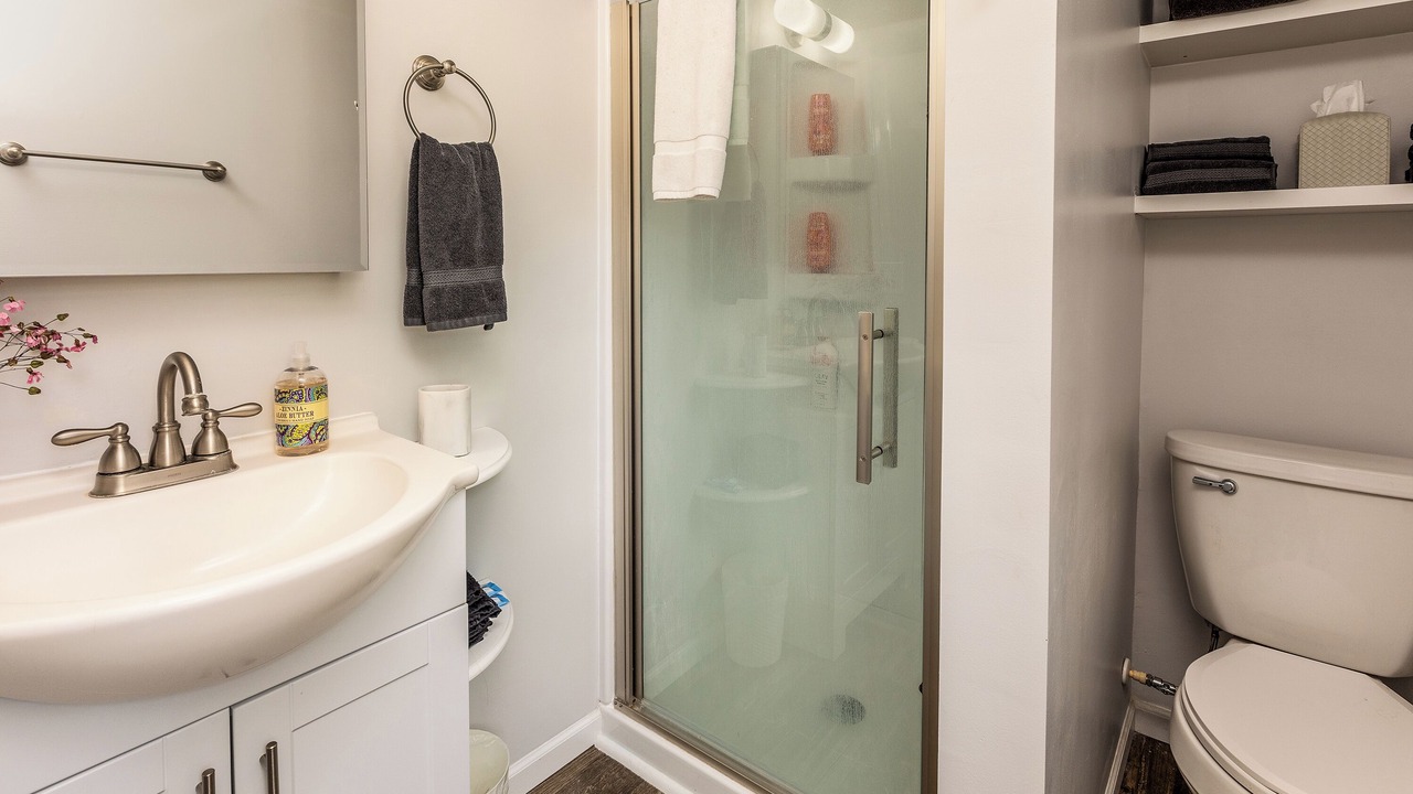 Photo of Bathroom in Alto Pass