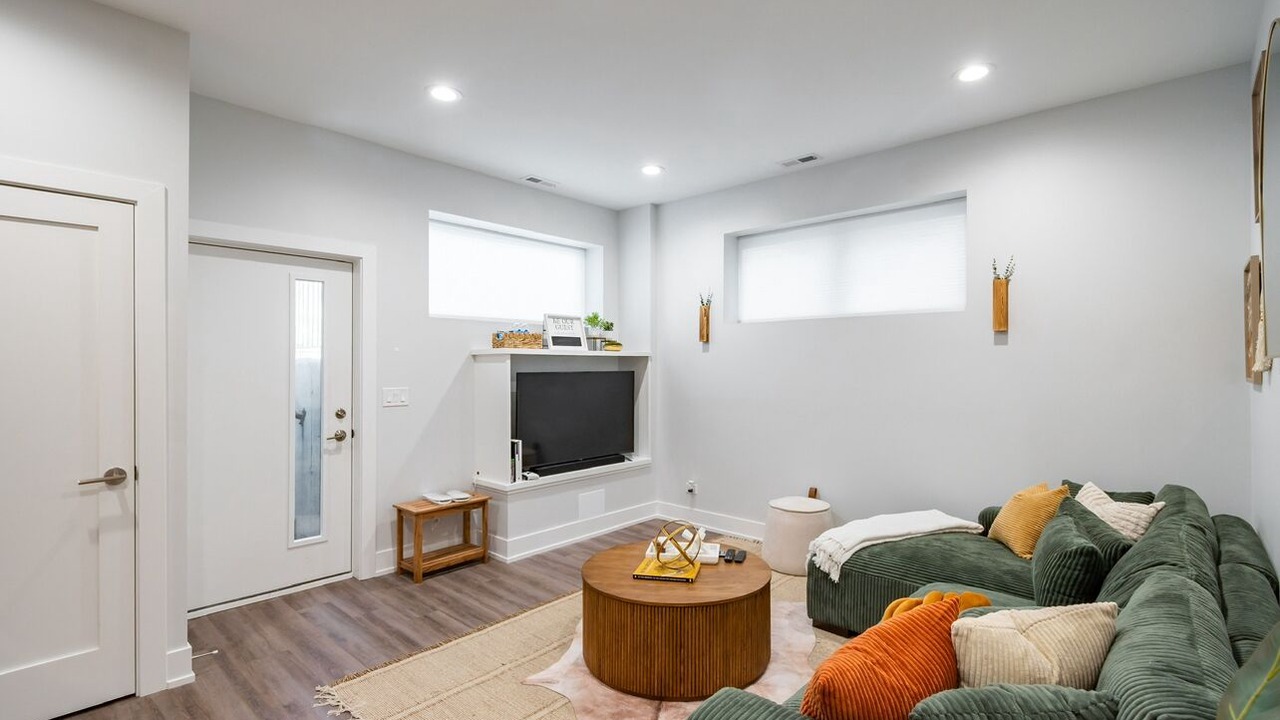 Photo of Livingroom in Woodlawn