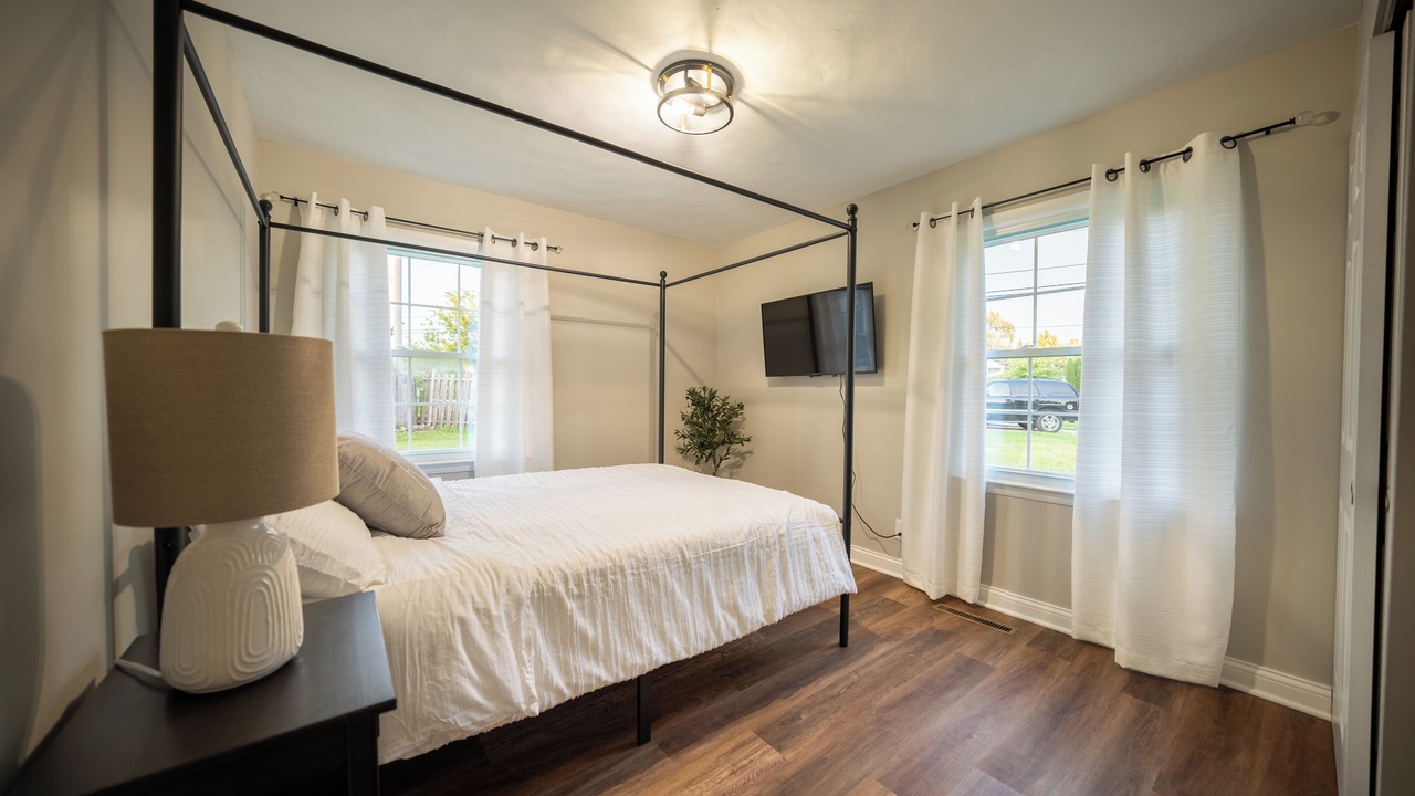 Photo of Bedroom in Streamwood