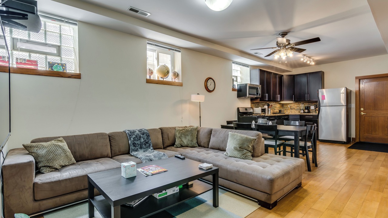 Photo of Livingroom in Bucktown