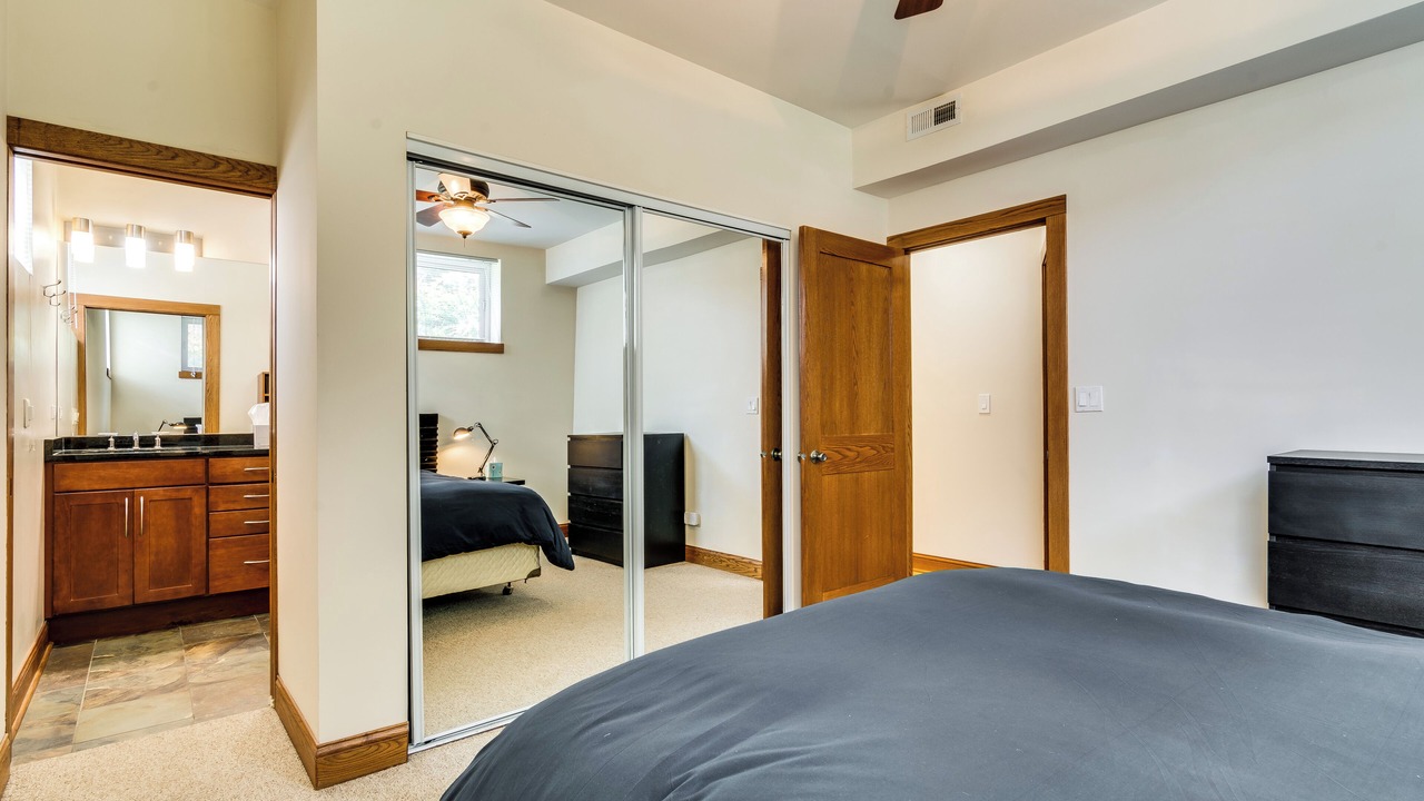 Photo of Bedroom in Bucktown