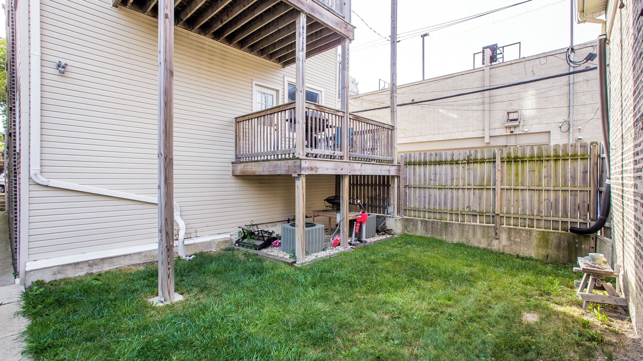 Photo of Outdoor in Bucktown