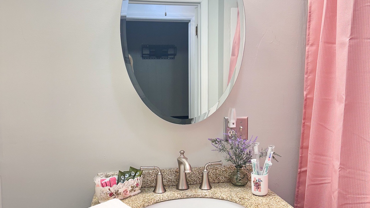 Photo of Bathroom in Taylorville