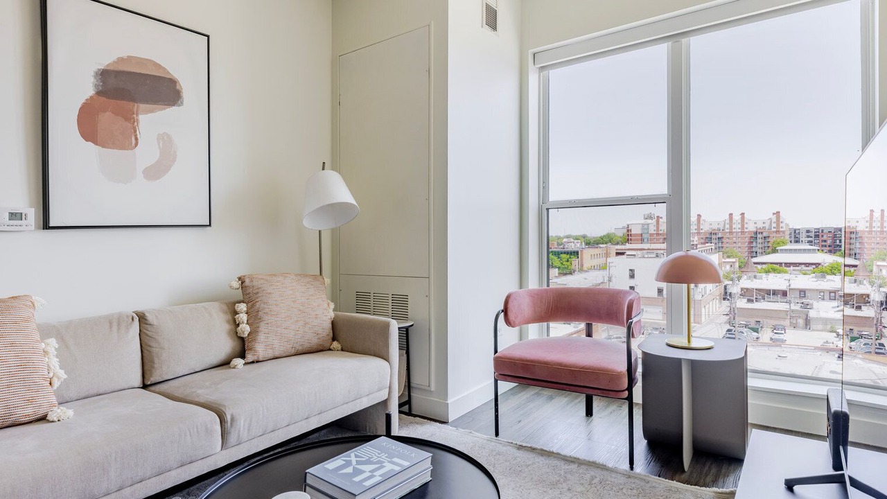 Photo of Livingroom in Elmhurst