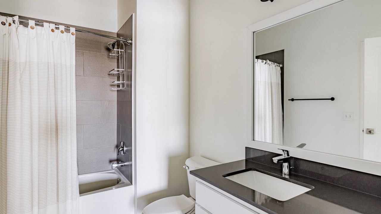 Photo of Bathroom in Elmhurst