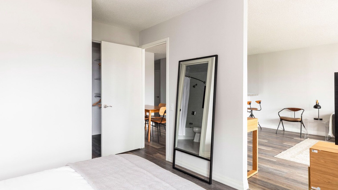 Photo of Bedroom in Rush and Division