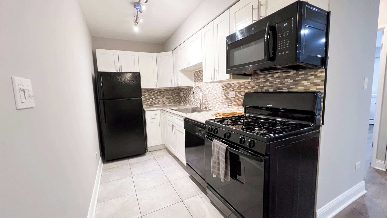 Photo of Kitchen in Lake View East