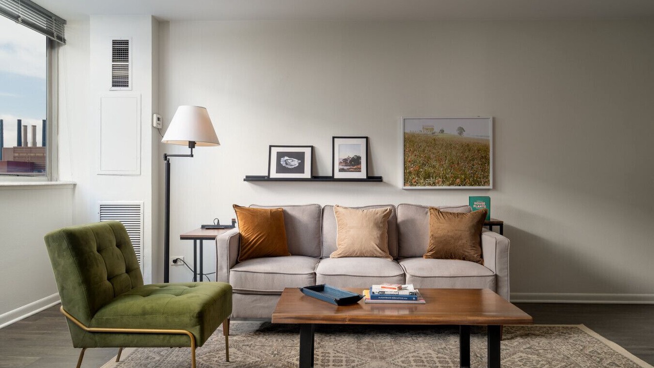 Photo of Bedroom in Near West Side