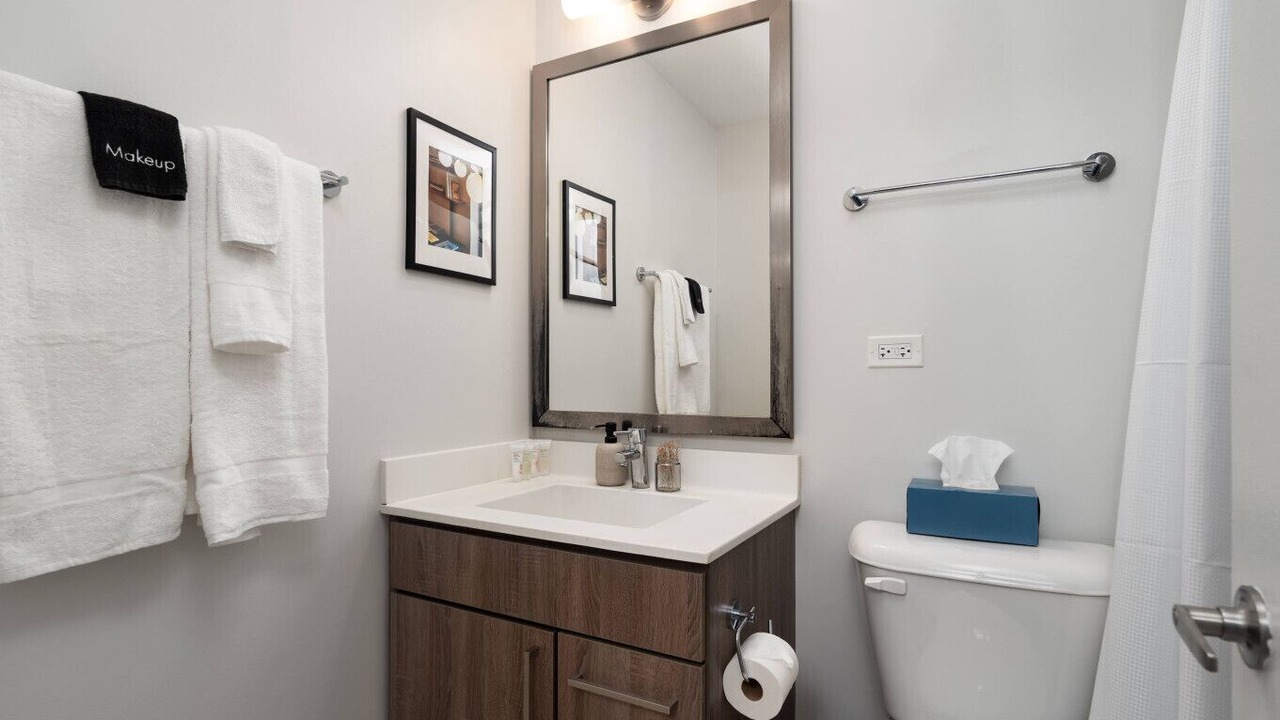 Photo of Bathroom in Near West Side