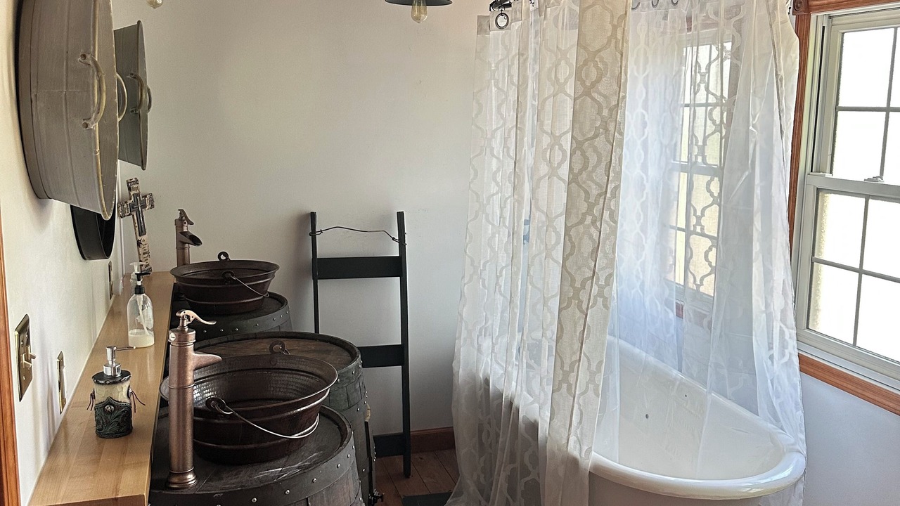 Photo of Bathroom in Centralia