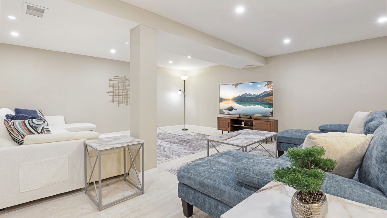 Photo of Livingroom in Skokie