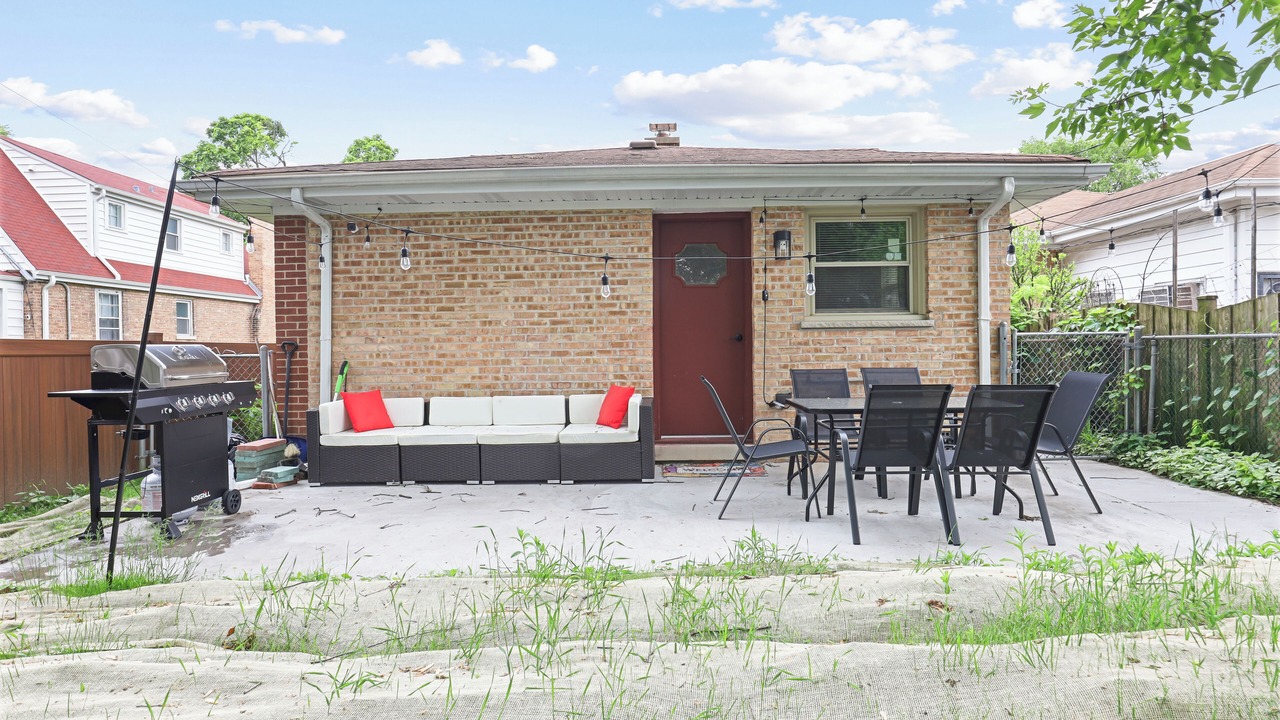 Photo of Outdoor in Skokie