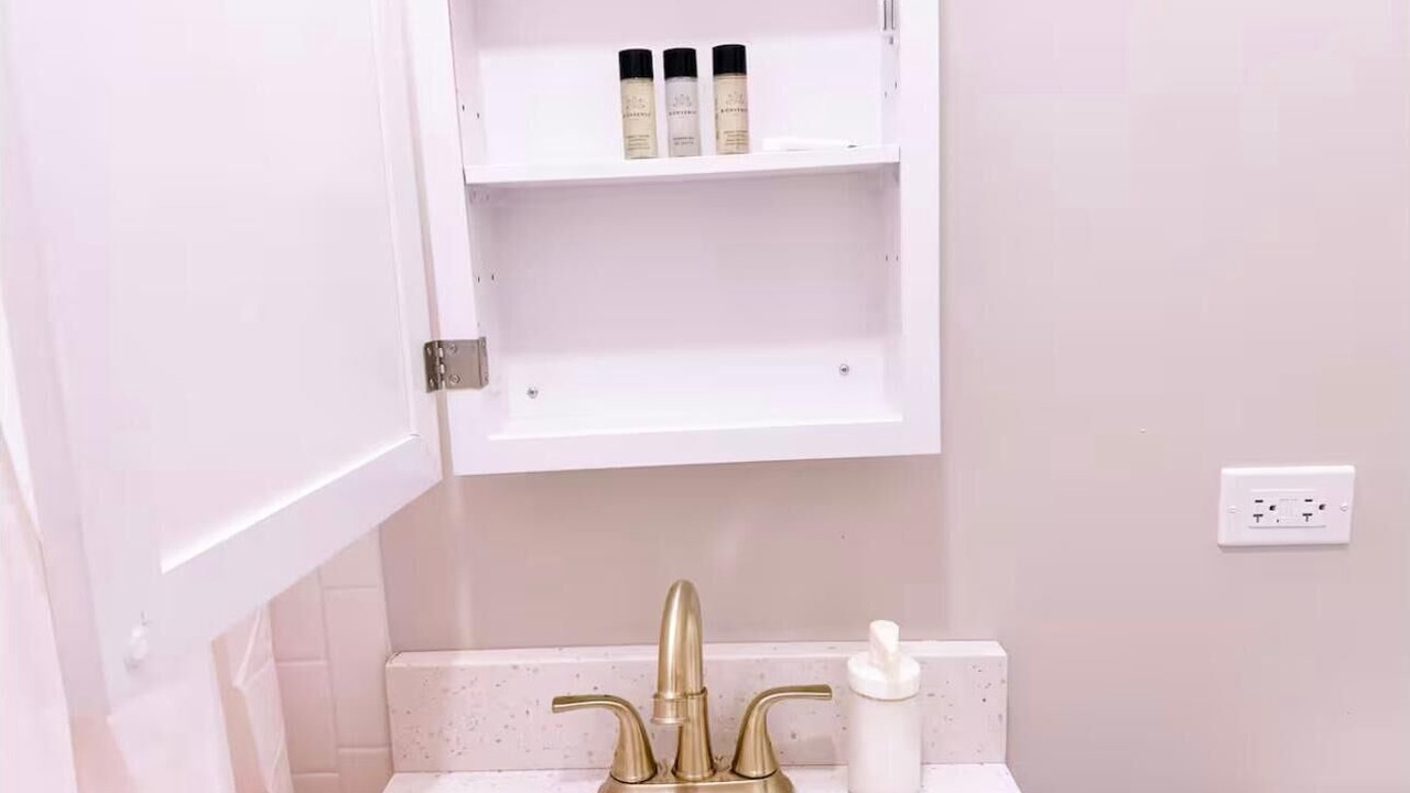 Photo of Bathroom in Edgewater