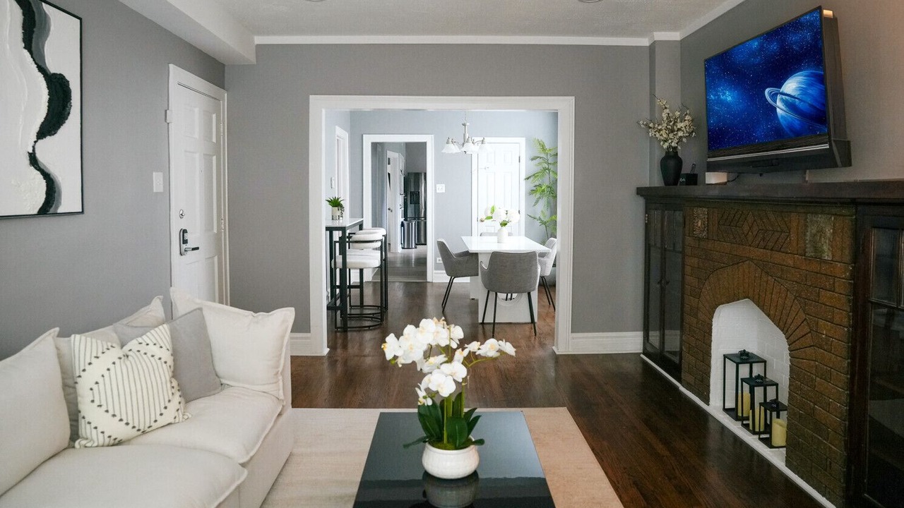 Photo of Livingroom in Cragin