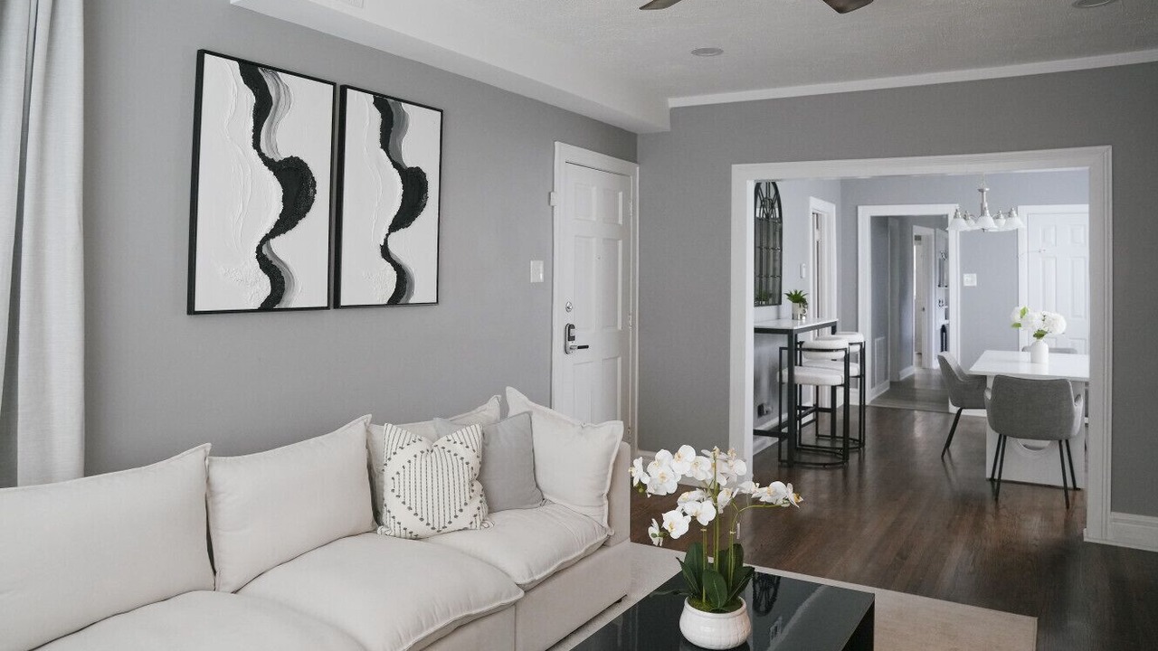 Photo of Livingroom in Cragin