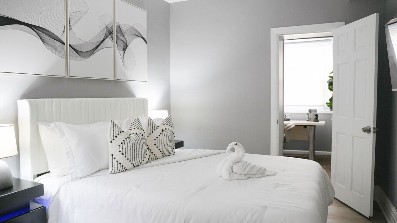 Photo of Bedroom in Cragin