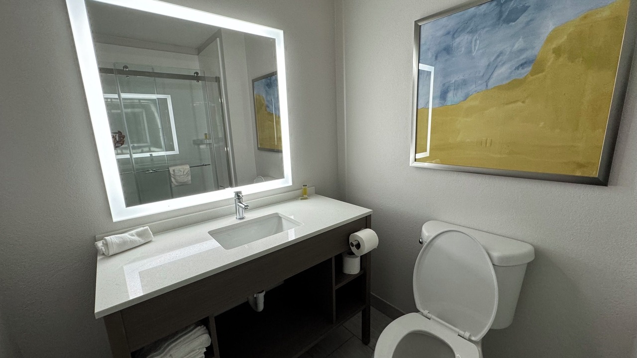 Photo of Bathroom in South Holland