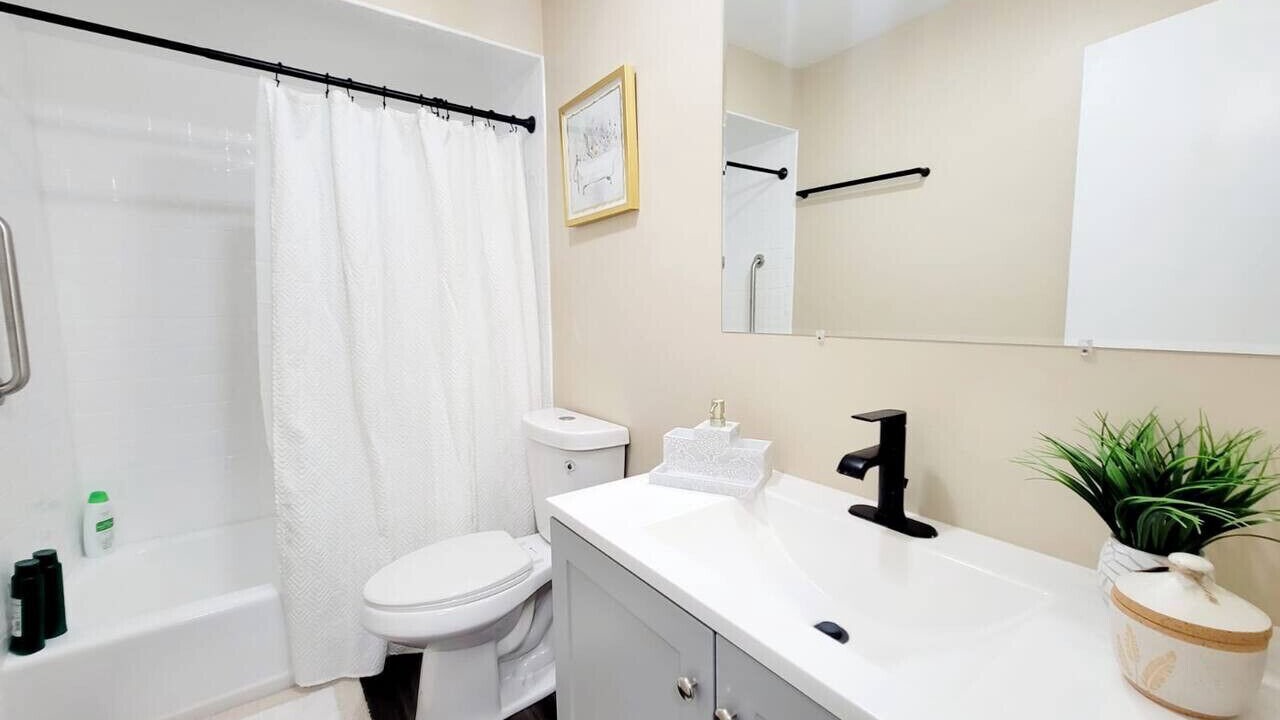 Photo of Bathroom in Willowbrook