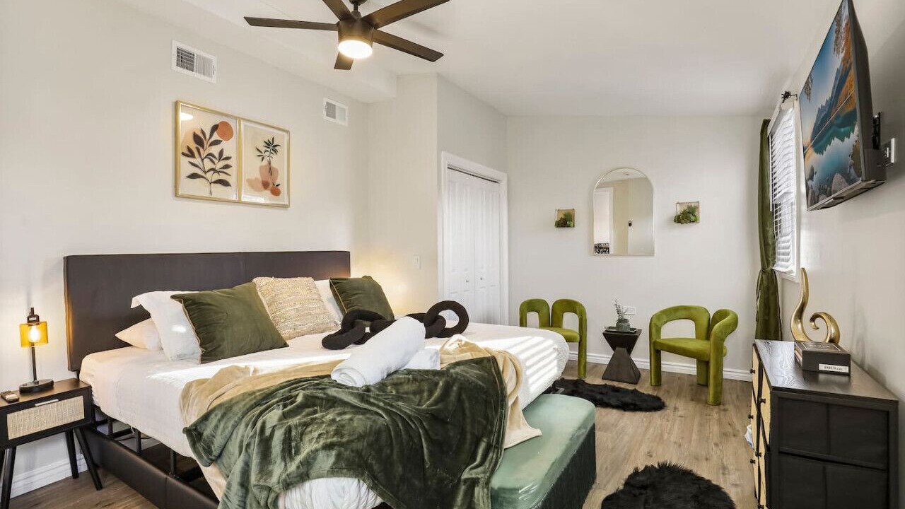 Photo of Bedroom in Fox Valley