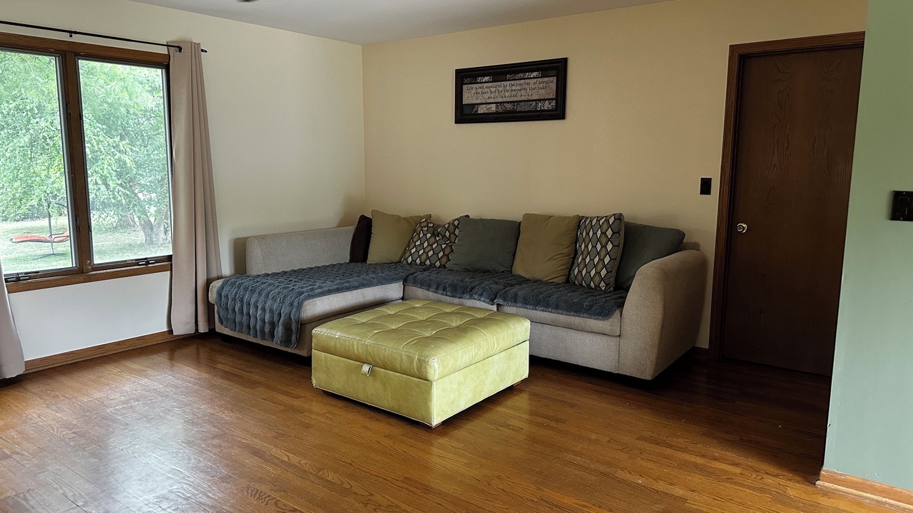Photo of Livingroom in West Chicago