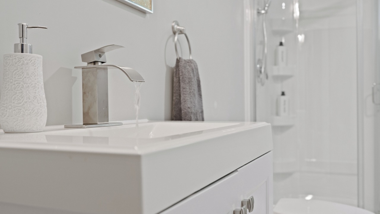 Photo of Bathroom in Willowbrook