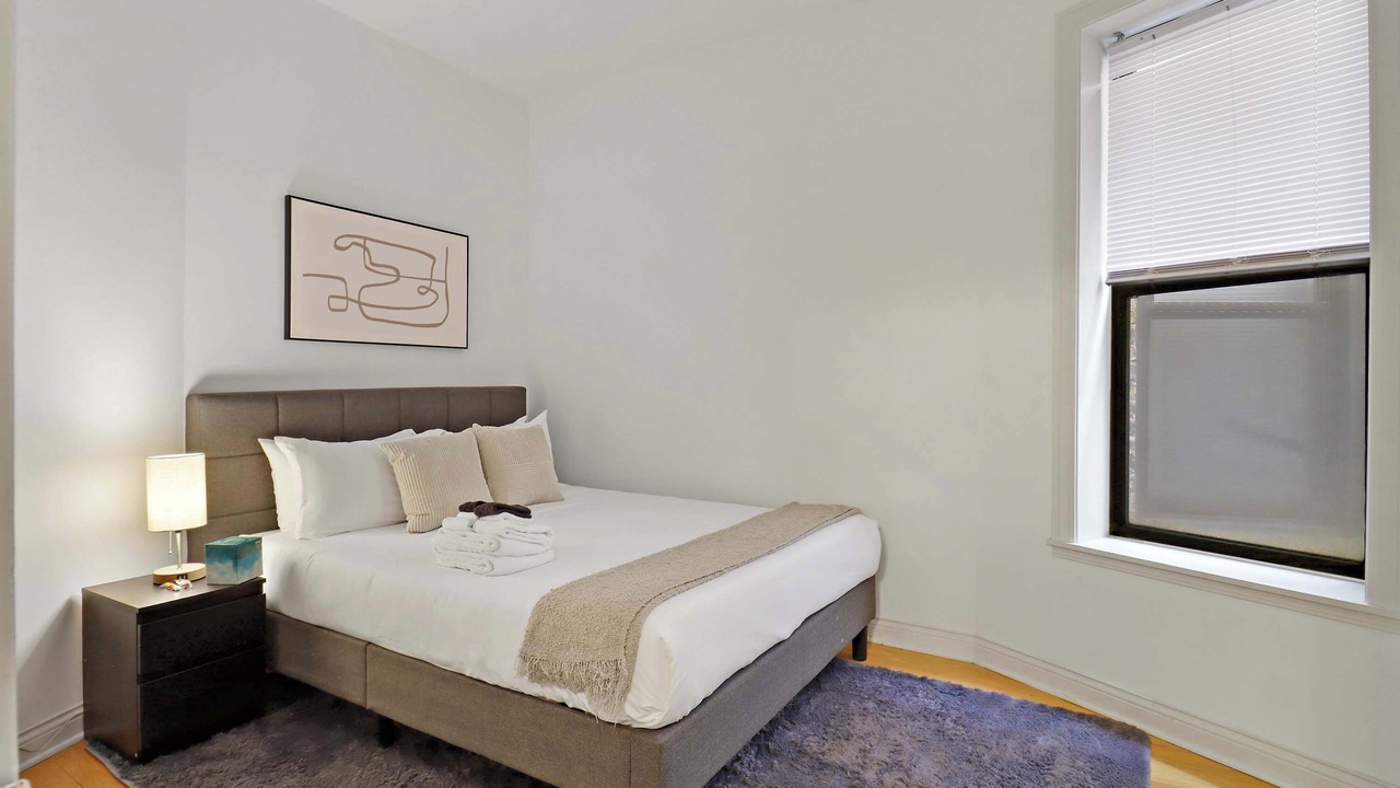 Photo of Bedroom in Hyde Park