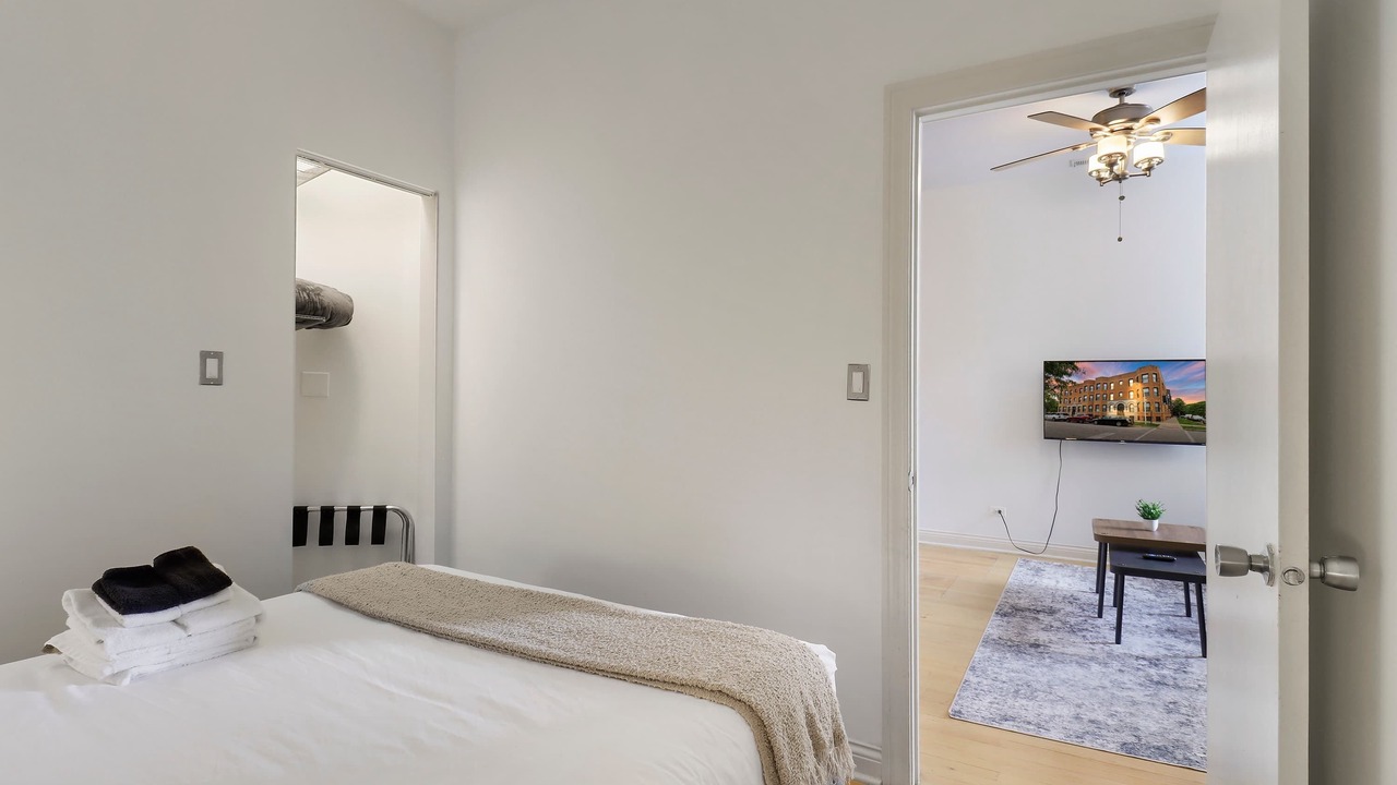 Photo of Bedroom in Hyde Park